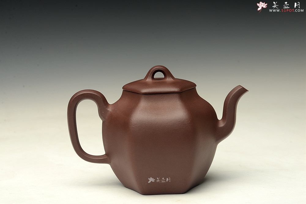 紫砂壶图片：于洪跃丙申夏全手 古拙耐品 端庄文气 六方古韵 - 美壶网