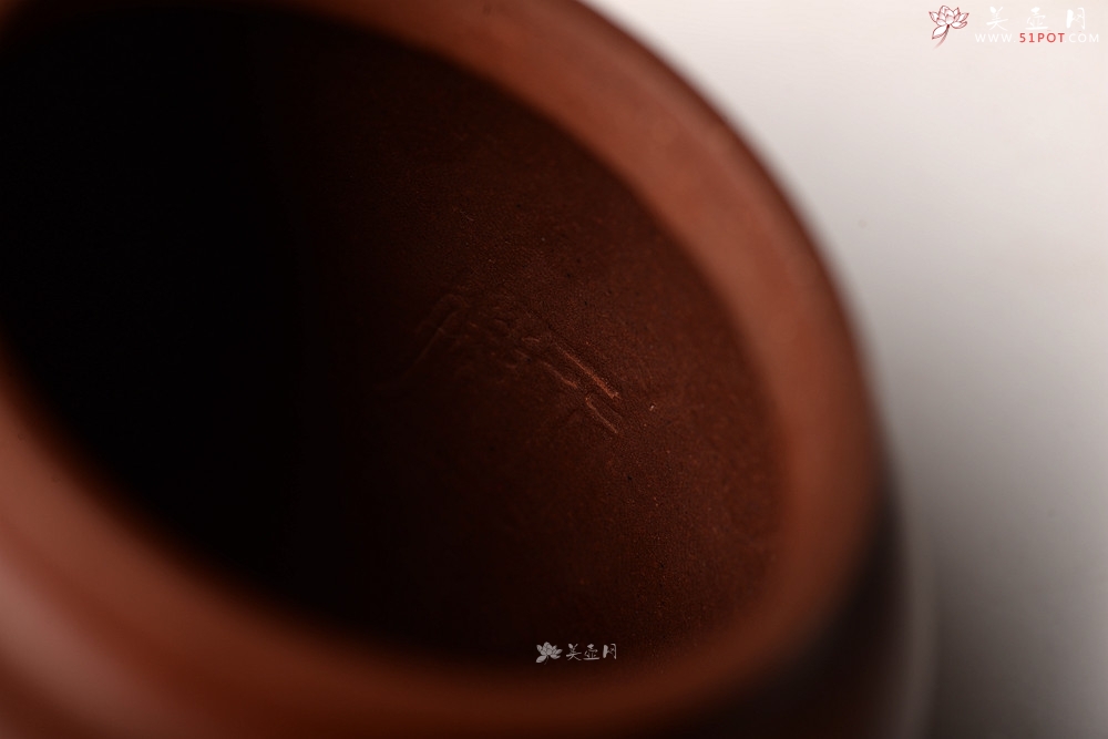 紫砂壶图片：王薇丙申夏全手 摹古宫灯 高挑古朴 适用发酵类茶 - 美壶网