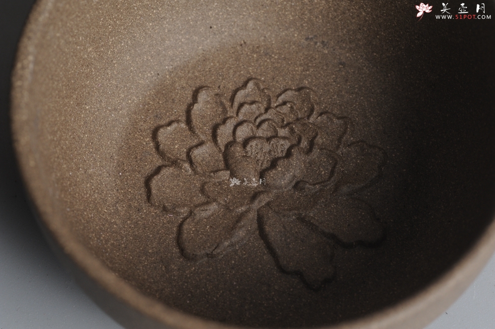 紫砂壶图片：段泥牡丹品茗杯 不包邮 - 美壶网