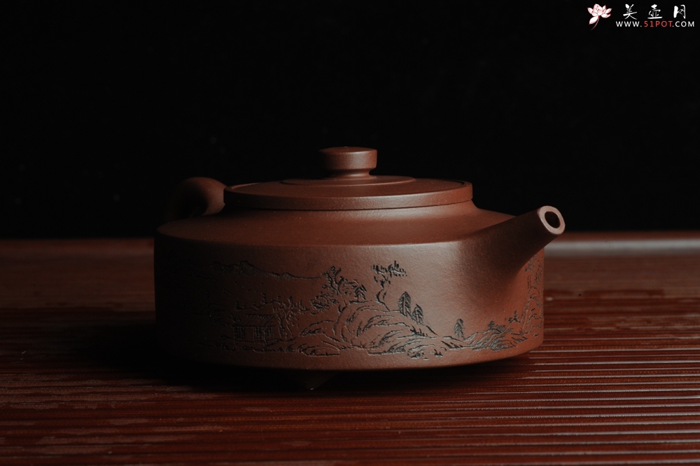 紫砂壶图片：美壶特惠 曼生周盘 通景山水 做工精致 茶人醉爱 - 美壶网