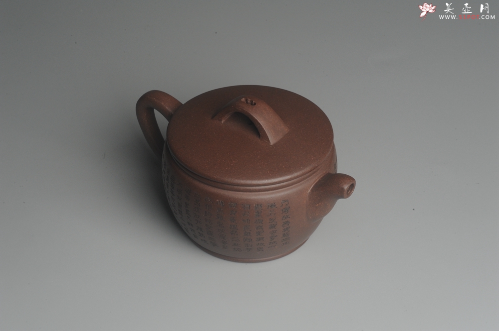 紫砂壶图片：美壶特惠 精致黑星老紫泥心经汉瓦 茶人醉爱 - 美壶网