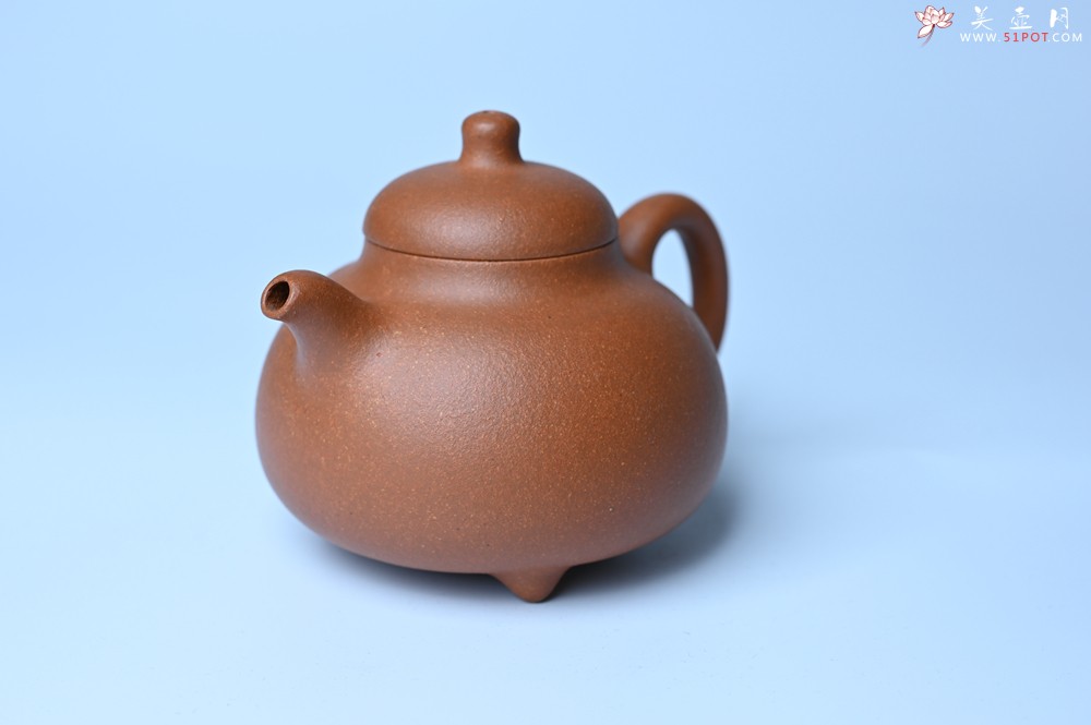 紫砂壶图片：美壶特惠 红降坡泥乳鼎壶 茶人醉爱 - 美壶网