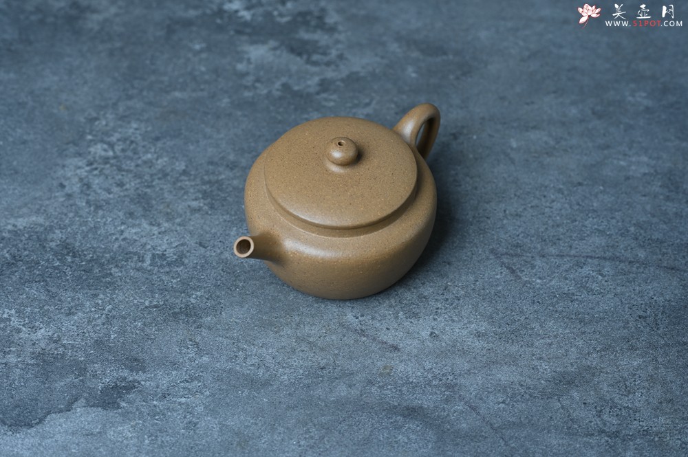紫砂壶图片：美壶特惠全手工紫砂壶特好段泥桑扁壶 茶壶 茶具 单壶 - 美壶网