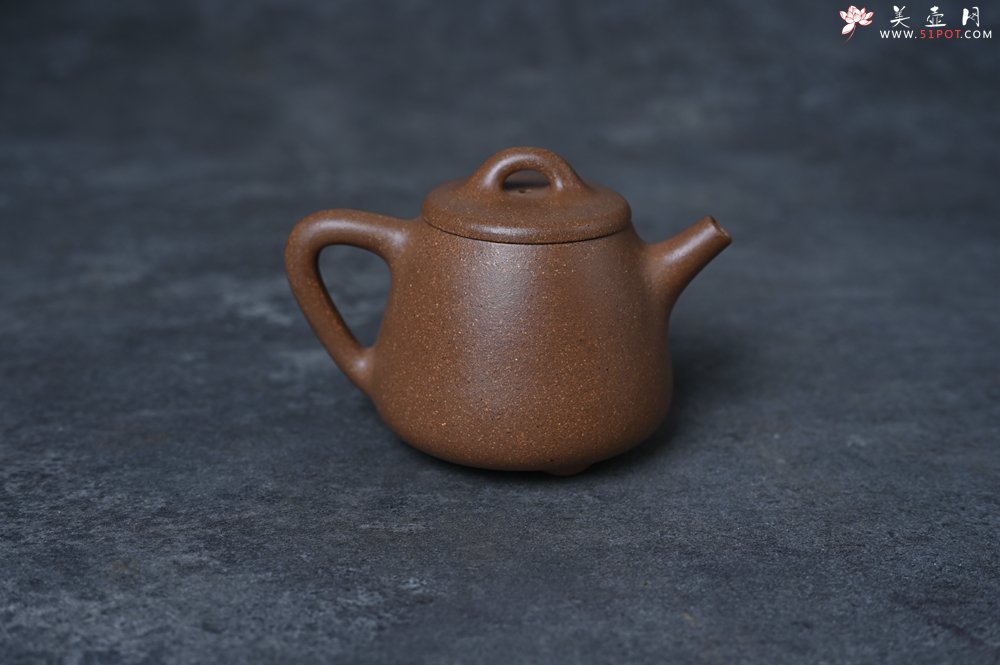 紫砂壶图片：美壶特惠 油润老段泥精致高石瓢紫砂茶壶 茶人醉爱 - 美壶网