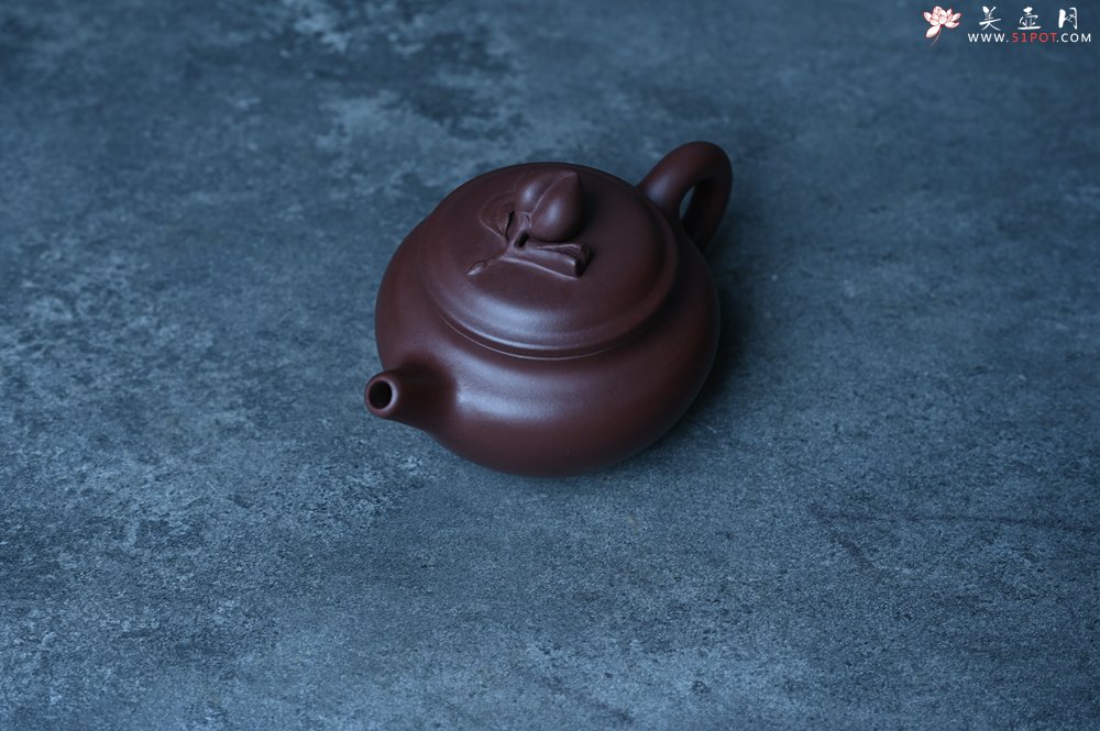 紫砂壶图片：特好老紫泥全手工寿桃壶 茶人醉爱 - 美壶网
