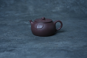 紫砂壶图片：美壶特惠 优质老紫泥般若小美壶 茶人醉爱 - 美壶网