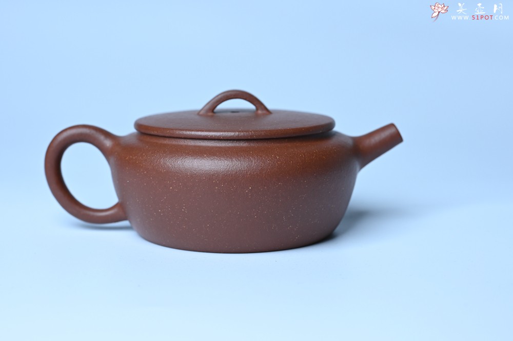 紫砂壶图片：美壶特惠 红降坡泥大口玉扁壶 茶人醉爱 - 美壶网