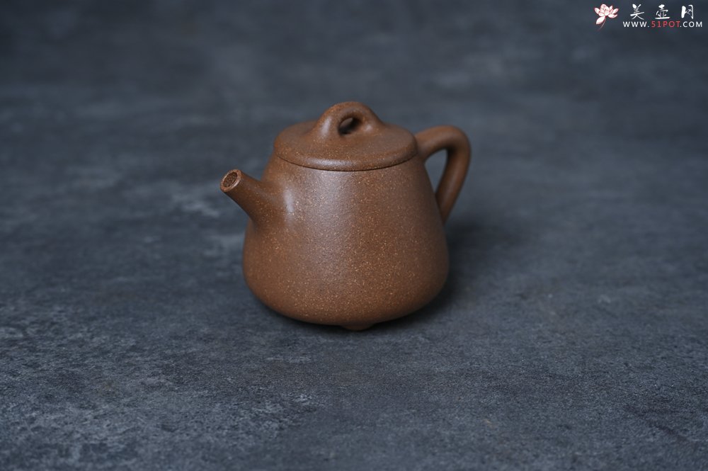 紫砂壶图片：美壶特惠 油润老段泥精致高石瓢紫砂茶壶 茶人醉爱 - 美壶网