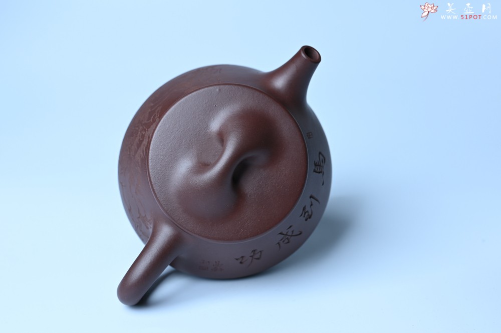 紫砂壶图片：实力派周斌 底槽青全手工精工满瓢壶  范小君徒杨志装饰七骏图 - 美壶网