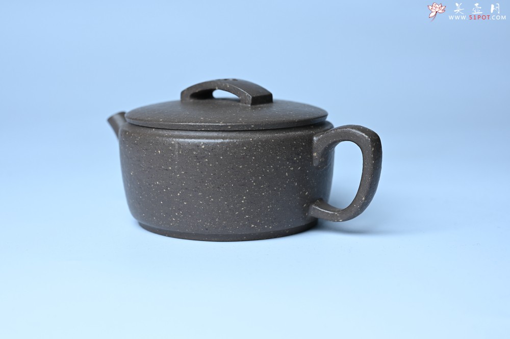紫砂壶图片：美壶特惠 青灰段泥汉瓦壶 茶人醉爱 - 美壶网