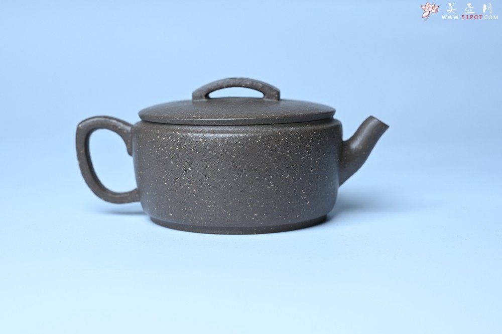 紫砂壶图片：美壶特惠 青灰段泥汉瓦壶 茶人醉爱 - 美壶网
