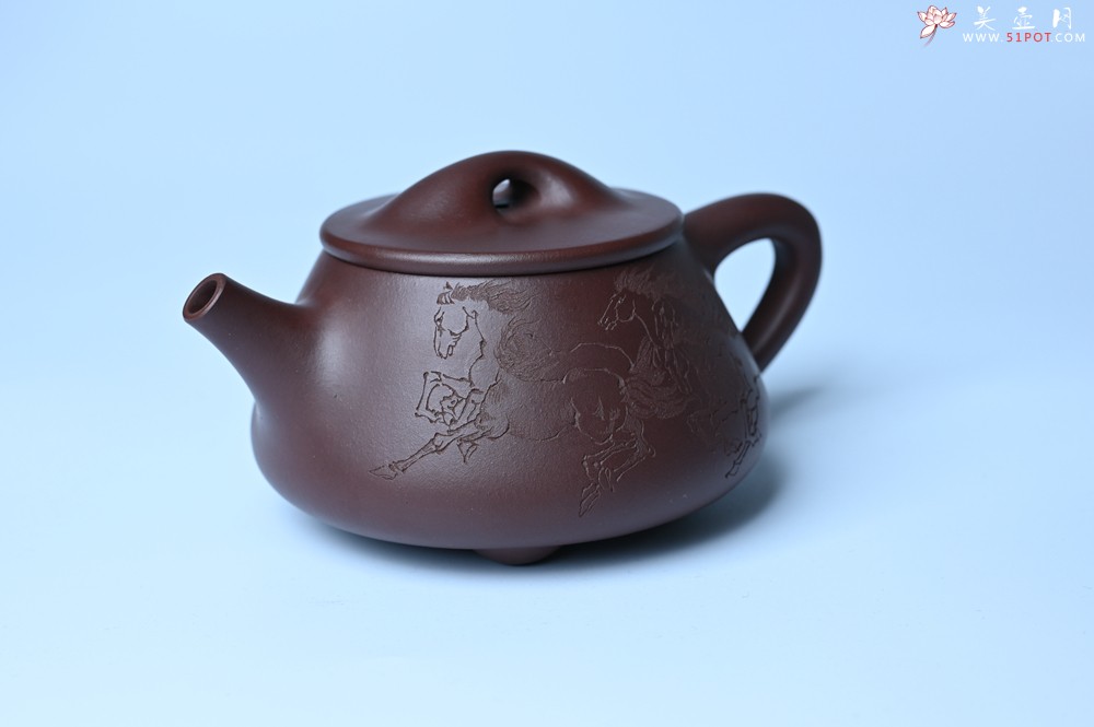 紫砂壶图片：实力派周斌 底槽青全手工精工满瓢壶  范小君徒杨志装饰七骏图 - 美壶网