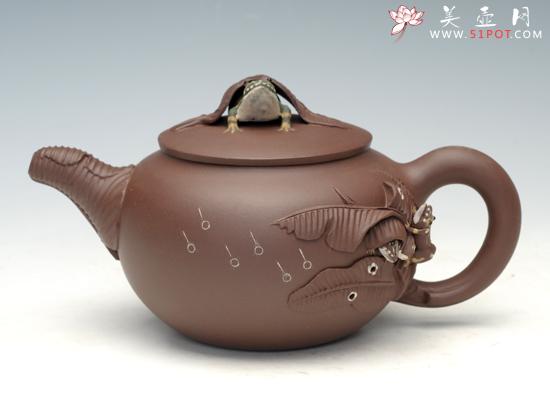 紫砂壶图片:青蛙戏荷 - 美壶网