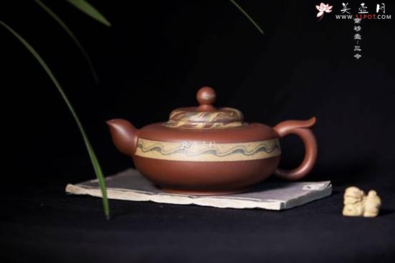 紫砂壶图片：画溪画浪 - 美壶网
