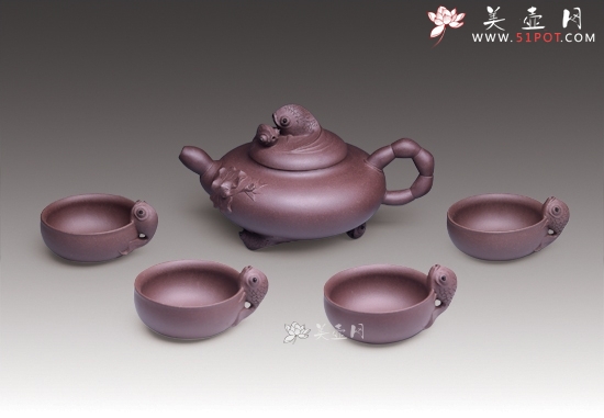 紫砂壶工艺艺术师恽建军作品金鱼套壶泥料美壶网 紫砂壶工艺艺术师恽建军作品金鱼套壶泥料美壶网