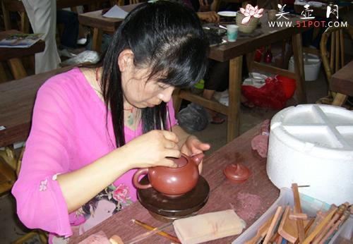 紫砂壶图片:全手工大赛现场 - 美壶网