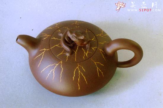 紫砂壶图片:螭龙冰纹壶 - 美壶网