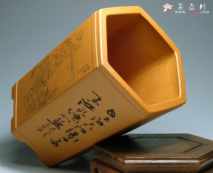 紫砂壶图片：钟馗威虎笔筒 - 美壶网