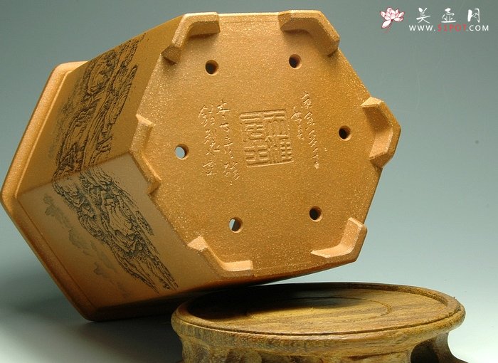 紫砂壶图片：山水六方笔筒 - 美壶网