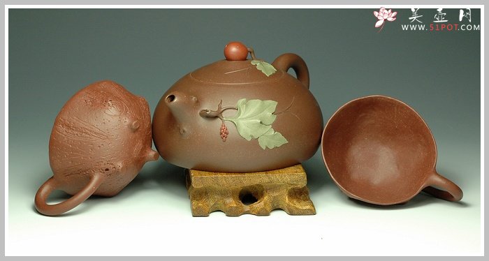 紫砂壶图片：全手花塑品茗杯 精品 - 美壶网