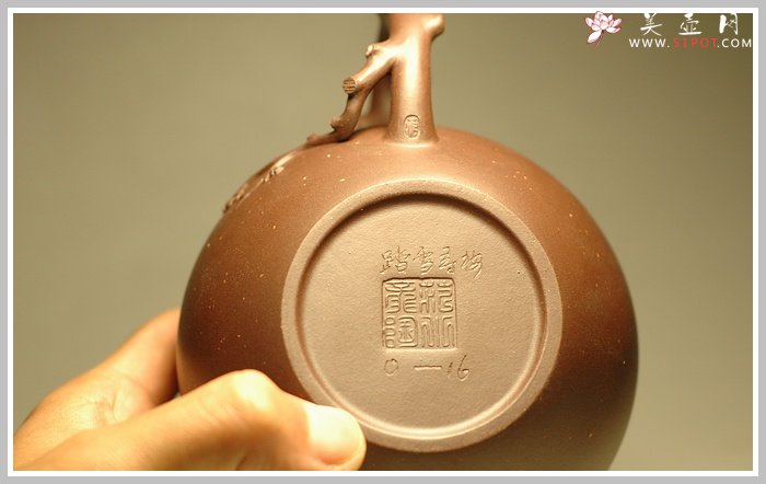 紫砂壶图片：踏雪寻梅 - 美壶网