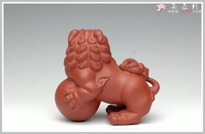 紫砂壶图片：一对送福的小狮子 - 美壶网