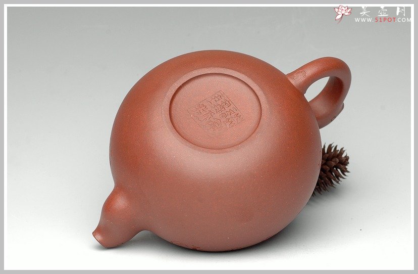 紫砂壶图片：范小君刻 飞 - 美壶网