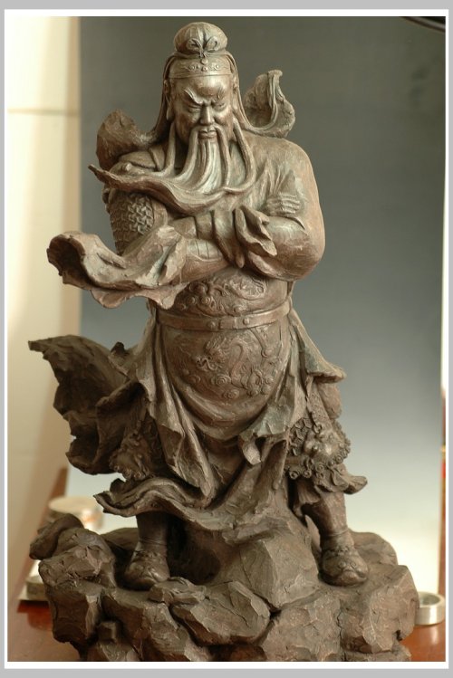 王健紫砂壶 风格之关公 原矿紫泥