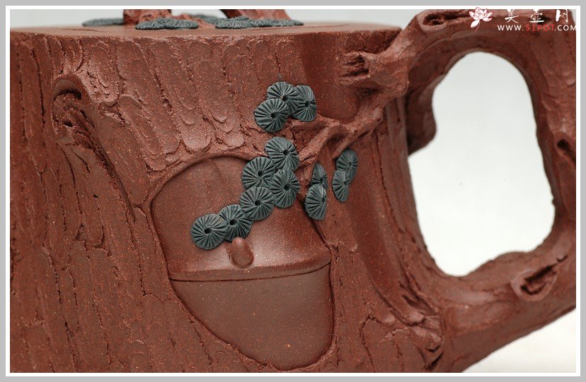 紫砂壶图片：全手花货精品之松竹常青 - 美壶网