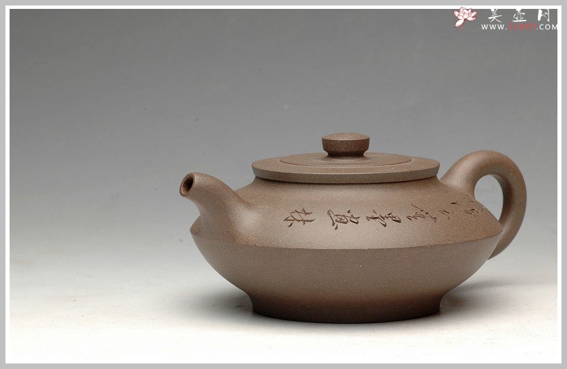 紫砂壶图片：和石双刀刻绘 合璧 - 美壶网