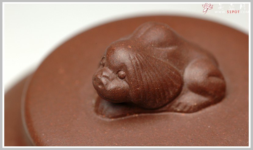 紫砂壶图片：极品老紫泥旺犬招财 - 美壶网