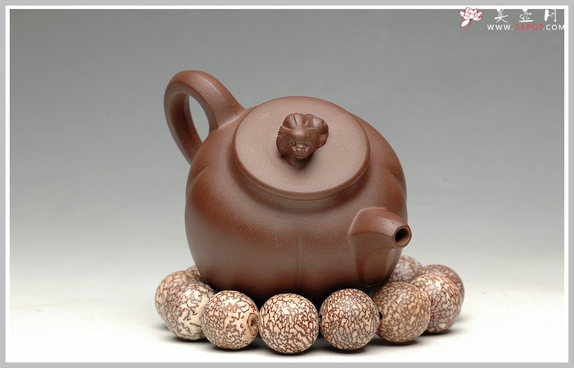 紫砂壶图片：极品老紫泥旺犬招财 - 美壶网