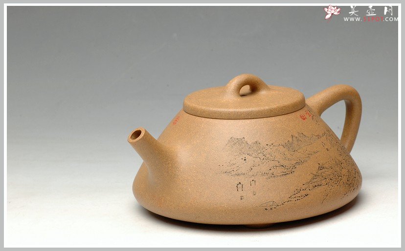 紫砂壶图片：强强联合 李彦雄通景山水 全手子冶石瓢 - 美壶网