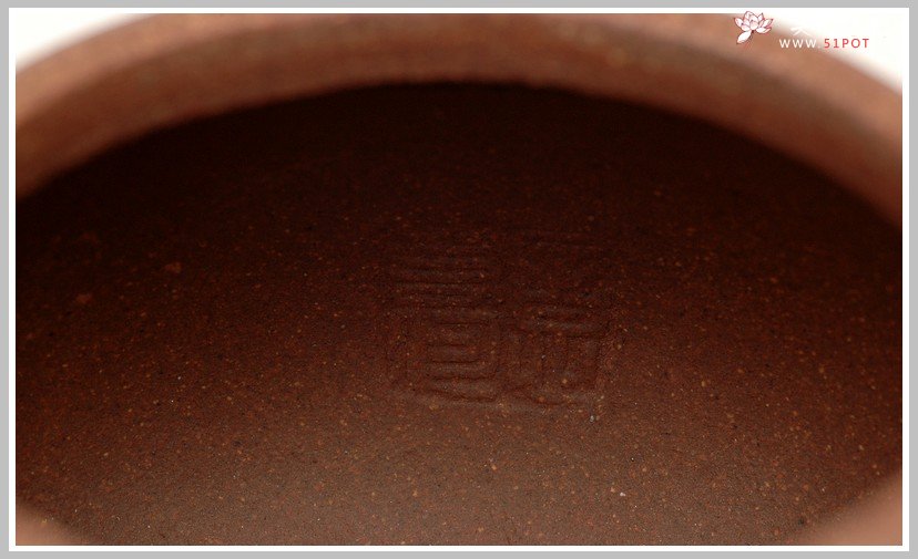 紫砂壶图片：文雅秀丽 全手刻鸟茄段 - 美壶网