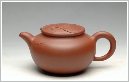 曲峰紫砂壶 送礼佳品 祝福（有竹子，有蝙蝠：）壶 优质底料 原矿底槽清