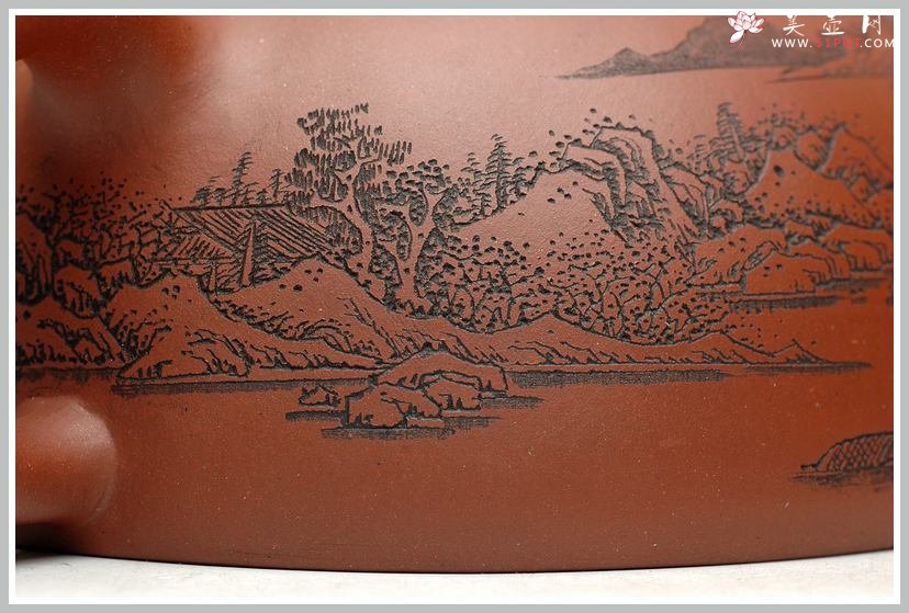 紫砂壶图片：通景山水 经典 全手半月 辛卯年力作 - 美壶网