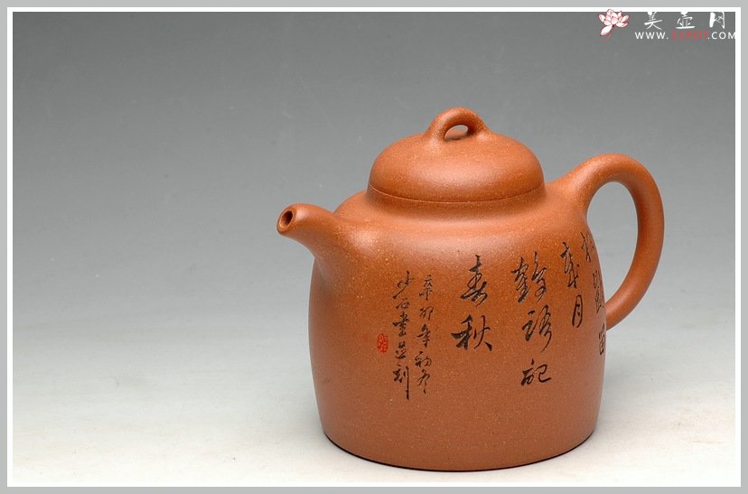 紫砂壶图片：饱满厚重 高古聚德 优质烁金降坡泥 全手代表作高士壶 张听刚老师装饰 - 美壶网