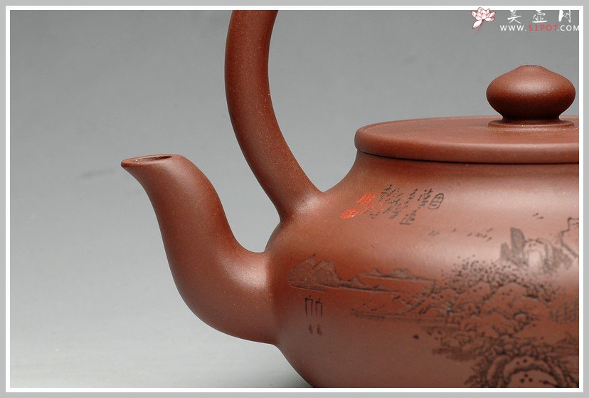紫砂壶图片：强强联合 李彦雄老师通转山水 曲峰辛卯年力作全手旭茂提梁 - 美壶网