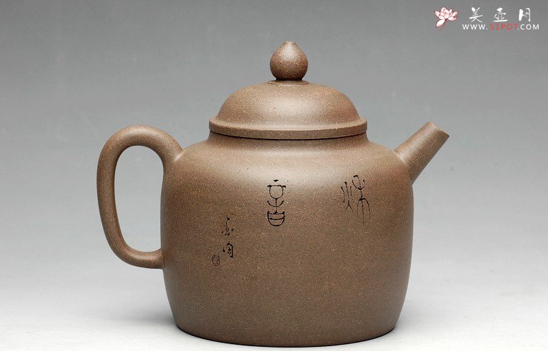 紫砂壶图片：轻巧实用 炮管杀茶 墨陶装饰鸳鸯  全手高德中 - 美壶网