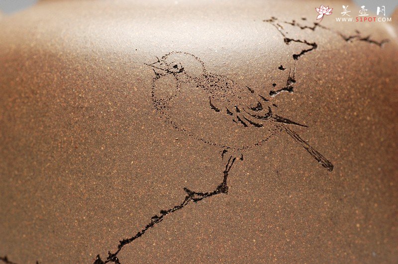 紫砂壶图片：轻巧实用 炮管杀茶 墨陶装饰鸳鸯  全手高德中 - 美壶网