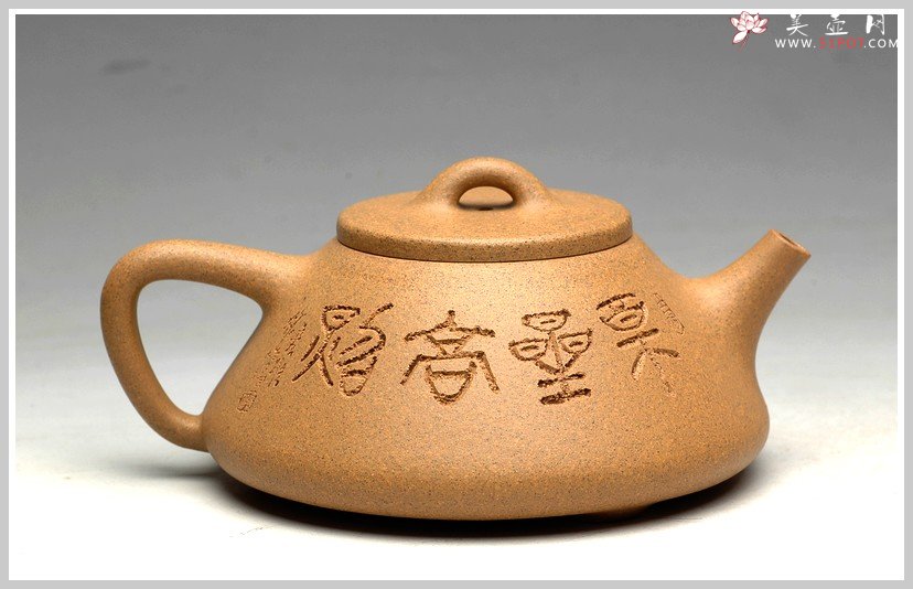 紫砂壶图片：李彦雄装饰山水 福星高照之全手子冶石瓢 骨肉均挺 - 美壶网