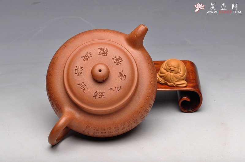 紫砂壶图片：大亨风格 静心 全手心经大扁古 - 美壶网