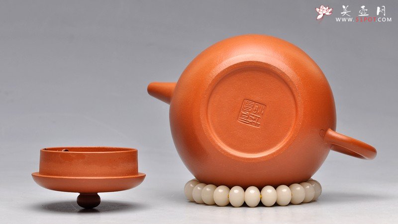 紫砂壶图片：古朴可爱 神韵俊秀 全手逸公壶 杀铁利器 - 美壶网