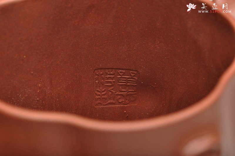 紫砂壶图片：一对高矮胖瘦绝配：） 清水泥和地槽青 全手梅花单杯  - 美壶网