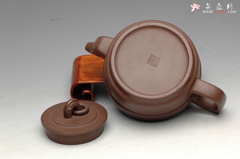 紫砂壶图片：90年代大集玉 回收 - 美壶网