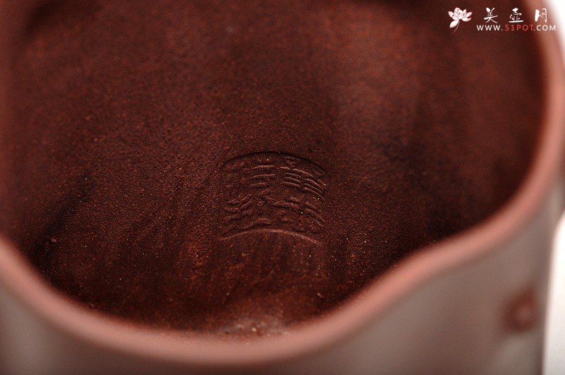 紫砂壶图片：一对高矮胖瘦绝配：） 清水泥和地槽青 全手梅花单杯  - 美壶网