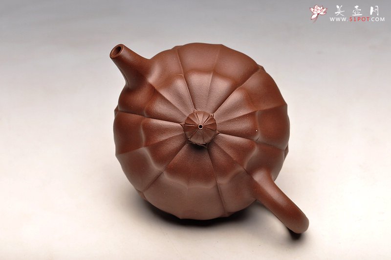 紫砂壶图片：美感十足 稳重 线条明晰 筋囊风采 高合菱 - 美壶网