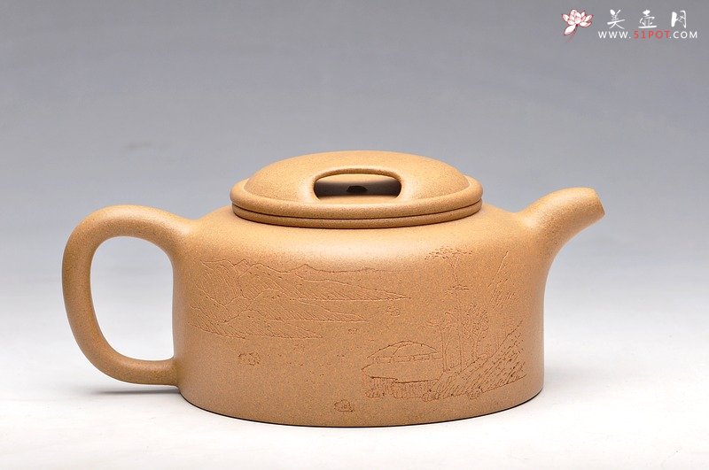 紫砂壶图片：辛卯年冬 曲峰  大气 全手大牛盖莲子 实力精品 - 美壶网