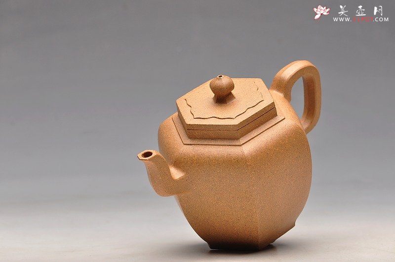 紫砂壶图片：俊雅遗风 工精实力新品 段泥全手小步步高登 普洱利器 - 美壶网