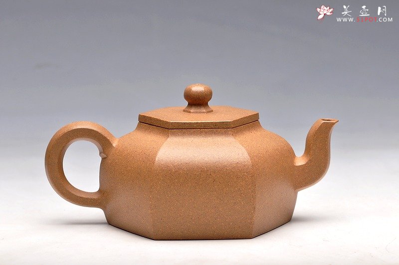 紫砂壶图片：飘逸灵动 线面挺快 全手精品之逸公六方 - 美壶网